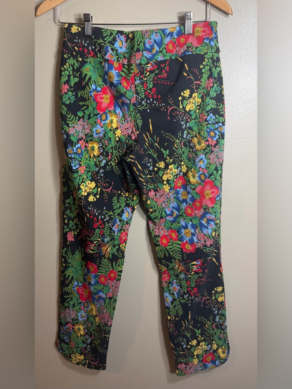 UP! Botanical Floral Ankle Pants Size 10 Pull On Stretch Trousers - Picture 7 of 7
